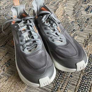 Women’s Hettas Alma Cruise Runner Shoes